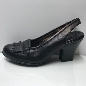 BORN Shoes Women's Sz 7.5 M US Black Leather Slip